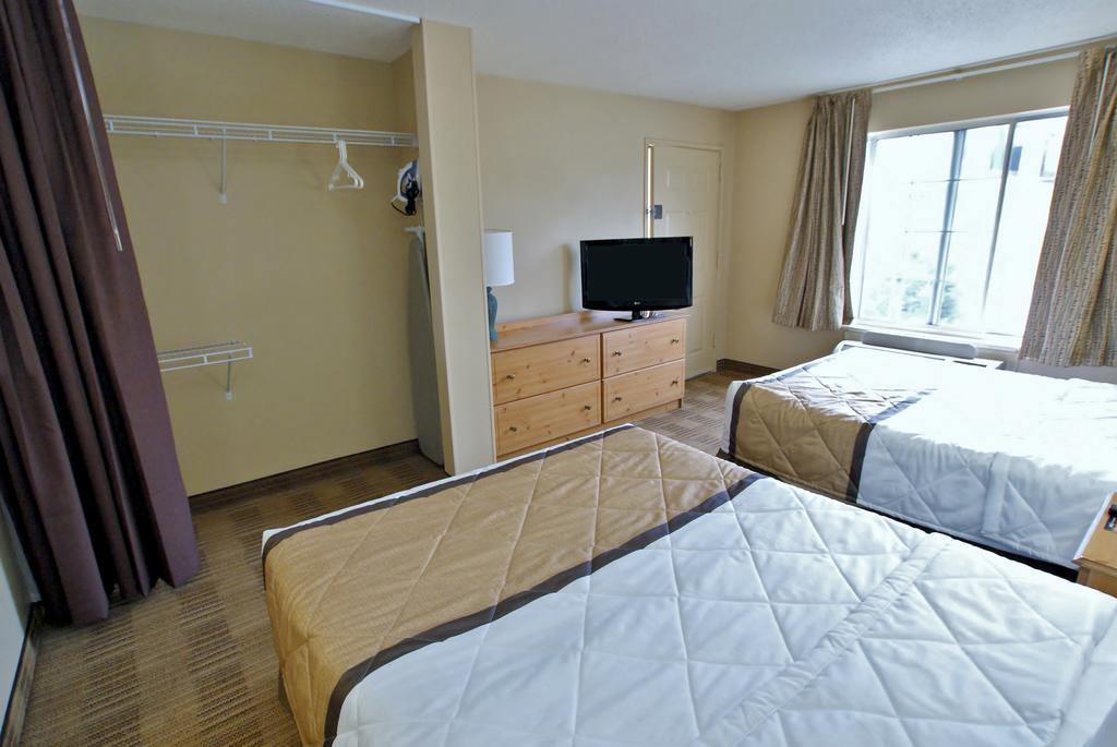 Extended Stay America Select Suites - Atlanta - Cumberland Mall Smyrna Exterior photo